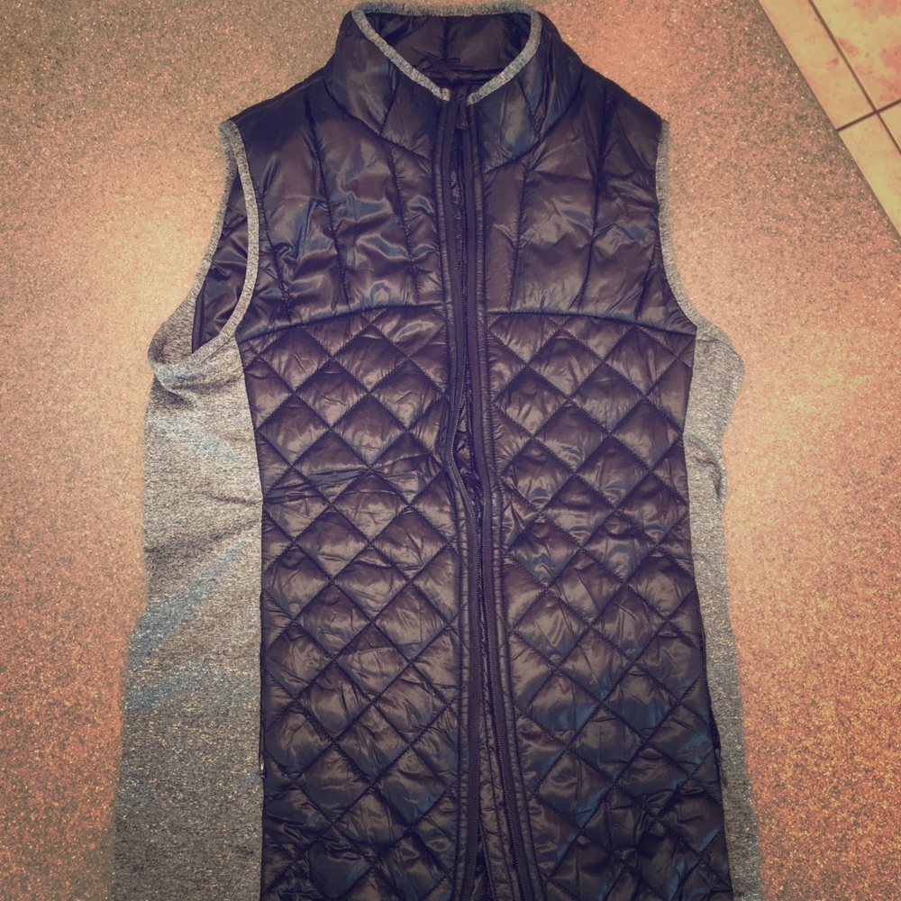 Black and grey vest
